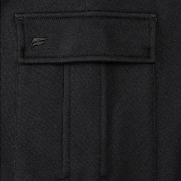 Fabletics Cozy Fleece Wide Leg Cargo Sweatpant Sz 2x short - Picture 4 of 8